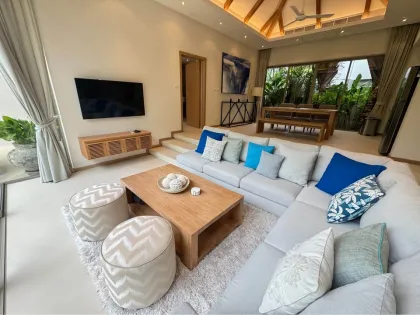Современная вилла с 2 спальнями и бассейном в Trichada Villas, Cherngtalay
