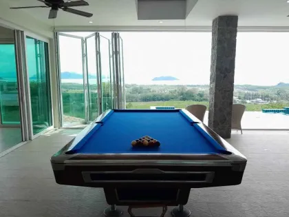 Luxury Seaview Pool Villa with 5 Bedrooms in Pa Khlok, Phuket
