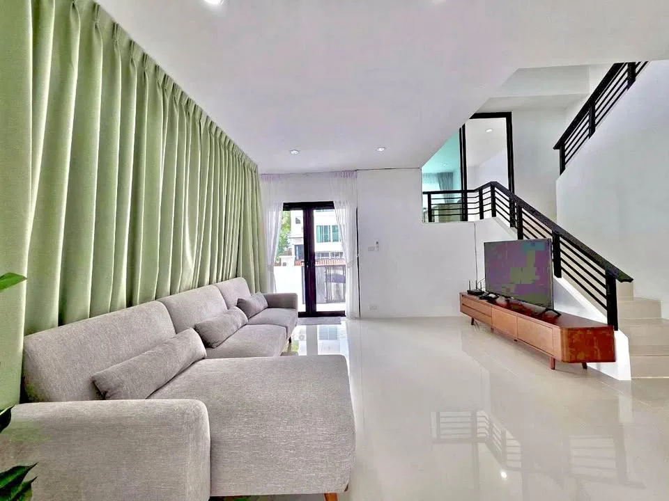 Private 3-Zimmer-Villa in Strandnähe von Patong zu vermieten