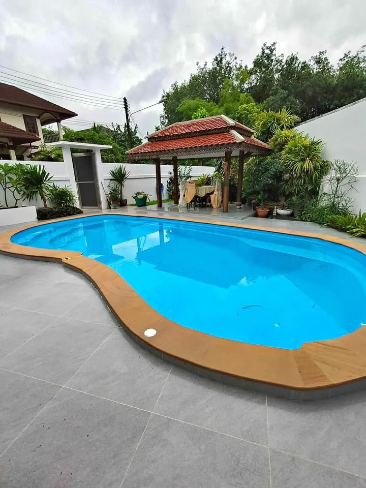Gemütliches 3-Schlafzimmer-Haus mit Pool zur Miete in Vichit, Phuket