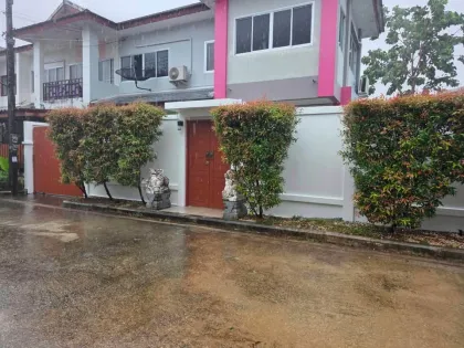 Вилла с 3 спальнями и 3 ванными в аренду в Villa Pasak 8, Таланг