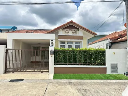 3-Спальная, 2 Ванная Полностью Меблированная Дом в Аренду в Villa Kathu 1