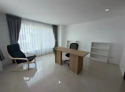 3-спальная, 3-ванная вилла в аренду в Supalai Patong Hill