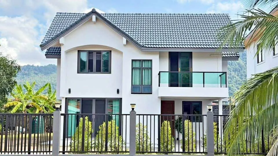 วิลล่ากว้างขวาง 3 ห้องนอนให้เช่า ที่กะทู้ ภูเก็ต