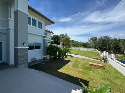 Villa spacieuse de 7 chambres avec piscine à Mai Khao