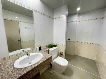 Квартира с 1 спальней в аренду в Phanason Green Place, Пхукет Таун
