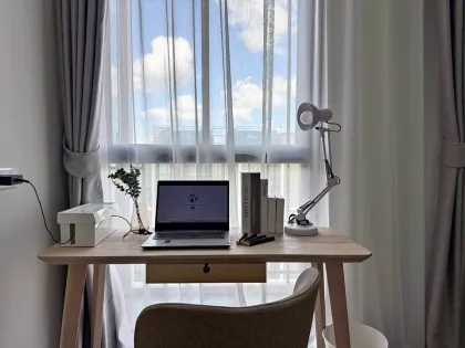 2-Zimmer-Wohnung im The Base Rise Central Phuket zu vermieten
