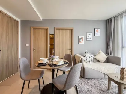 2-Zimmer-Wohnung im The Base Rise Central Phuket zu vermieten