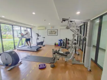 1 спальня, 1 ванная, полностью меблированный кондо в Centrio Phuket
