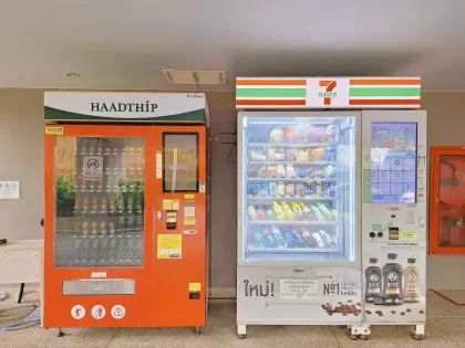 1 спальня, 1 ванная, полностью меблированный кондо в Centrio Phuket