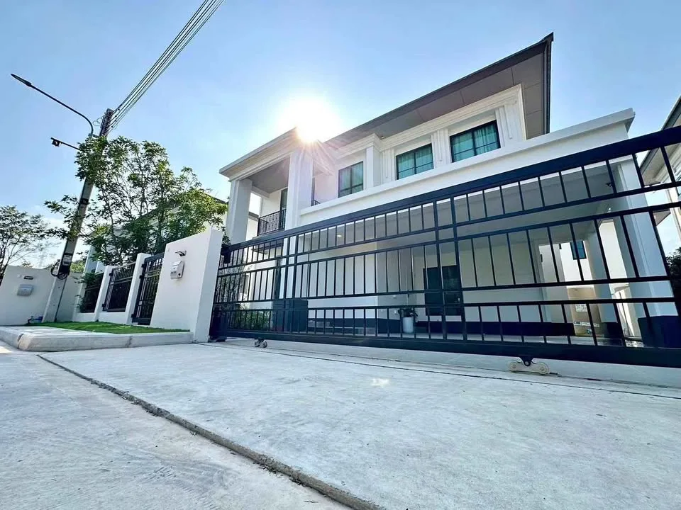 普吉岛Sansiri Koh Kaew豪华4卧别墅出租