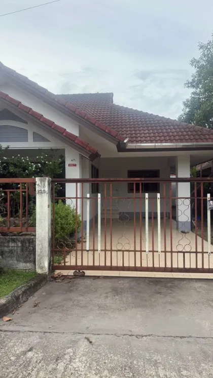Вилла с 3 спальнями и 2 ванными в аренду в Wongchalerm Garden Ville