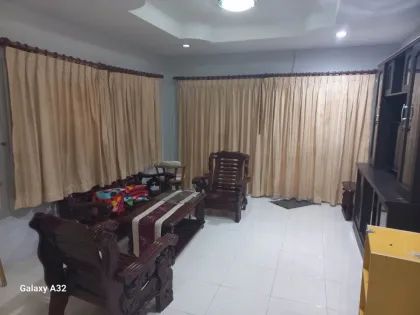 Вилла с 3 спальнями и 2 ванными в аренду в Wongchalerm Garden Ville