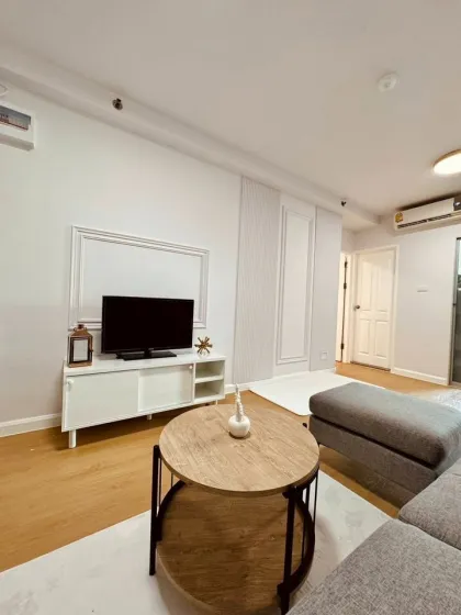1-Bedroom Apartment with Pool View at Supalai Park, Phuket City