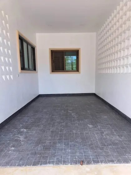 Современный дом с 2 спальнями рядом с пляжем Най Янг