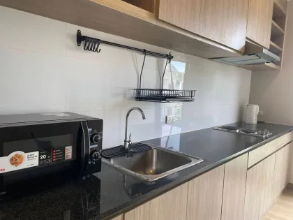 Современный 1-комнатный кондо в аренду в Sugar Palm Residence