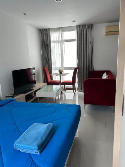 Estudio en condominio en alquiler en zona céntrica de Patong