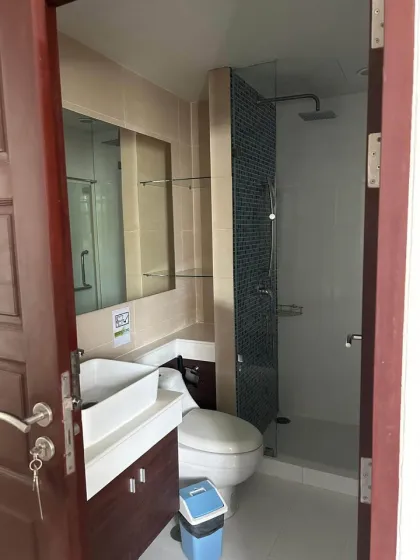 Estudio en condominio en alquiler en zona céntrica de Patong