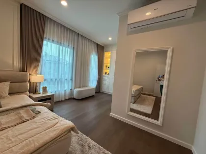 Setthasiri Koh Kaew豪华四卧角落别墅出租