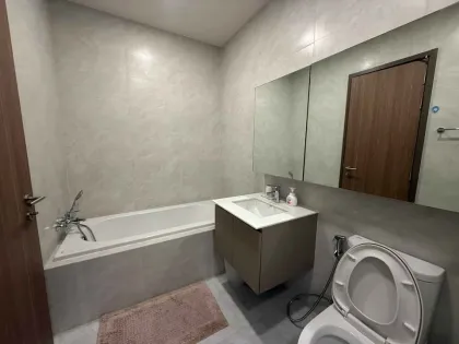 Casa adosada de 2 dormitorios y 2 baños en alquiler en The Base Bukit Phuket