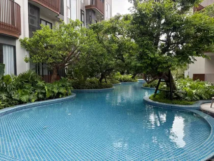 Casa adosada de 2 dormitorios y 2 baños en alquiler en The Base Bukit Phuket