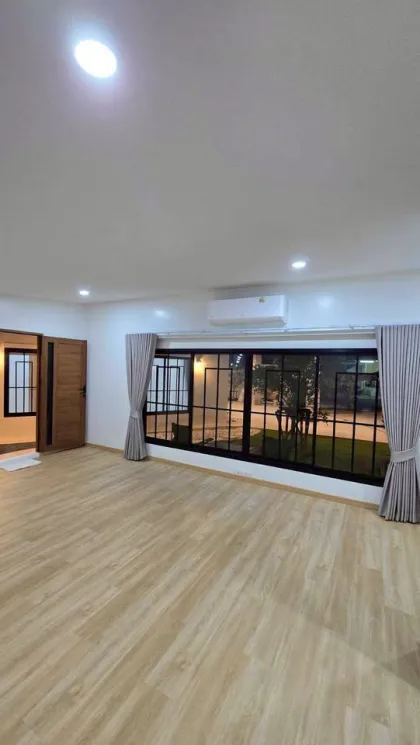 Готовый к заселению дом с 3 спальнями и отдельным офисом в Srisuchart Grand View 3, Kathu