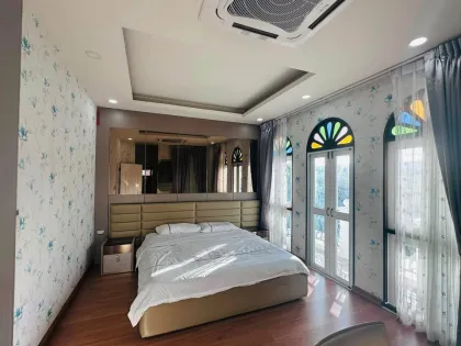 Villa renovada de 4 habitaciones en alquiler en Koh Kaew