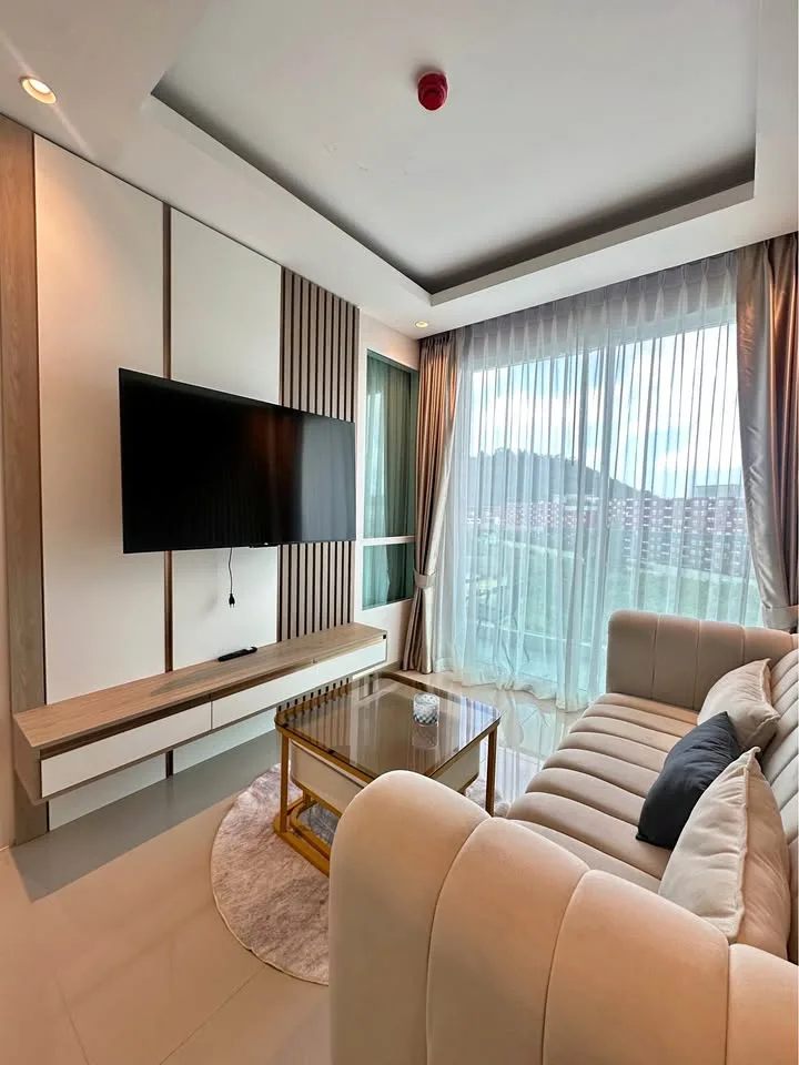 Apartamento 1 Habitación 1 Baño en The City Phuket Condo