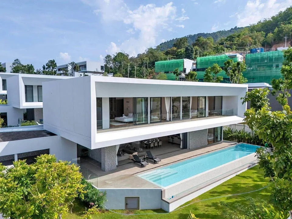 Luxuriöse brandneue 5-Zimmer-Villa mit privatem Pool zur Miete im Clover Residence