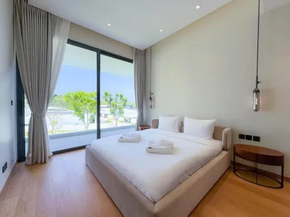 Luxuriöse brandneue 5-Zimmer-Villa mit privatem Pool zur Miete im Clover Residence