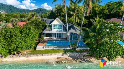 Villa frente a la playa con piscina de 2 dormitorios en alquiler en Rawai
