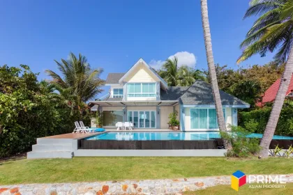 Villa frente a la playa con piscina de 2 dormitorios en alquiler en Rawai