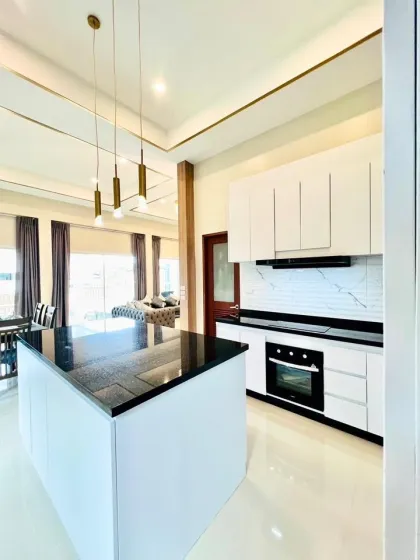Новая вилла с бассейном в Andara Lake View, Пхукет