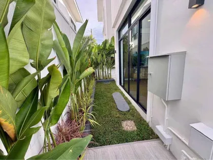 Villa privada con piscina de 2 habitaciones en alquiler en Chalong, Phuket Town