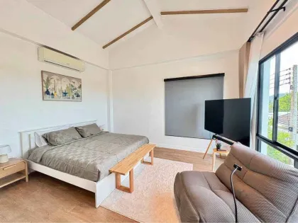 Villa privada con piscina de 2 habitaciones en alquiler en Chalong, Phuket Town
