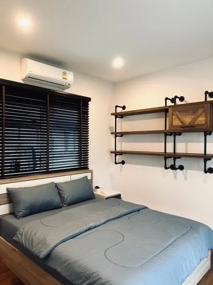 Простапонимная квартира с 3 спальнями и 2 ванными в Next Point Condominium