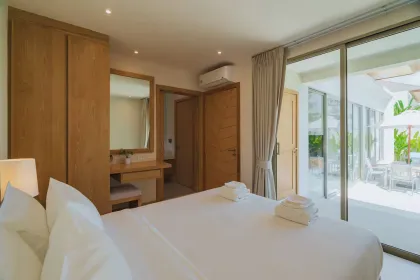 Villa de 3 dormitorios con piscina en Trichada Azure, Bang Tao, Phuket