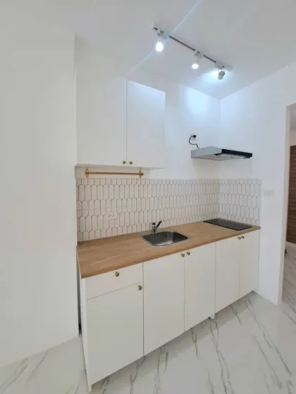 Уютная квартира с 1 спальней и разрешением на домашних животных в The Green Golf Residence, Kathu