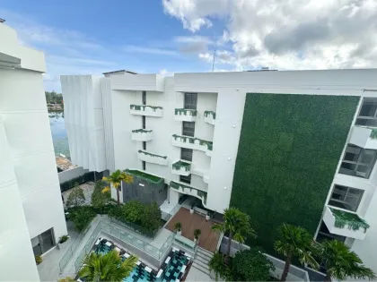 1-комнатная квартира в аренду в The Aqua Condo, Boat Avenue