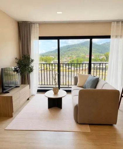 Condo Nuevo de 2 Habitaciones con Vista a Montañas en Cherng Talay
