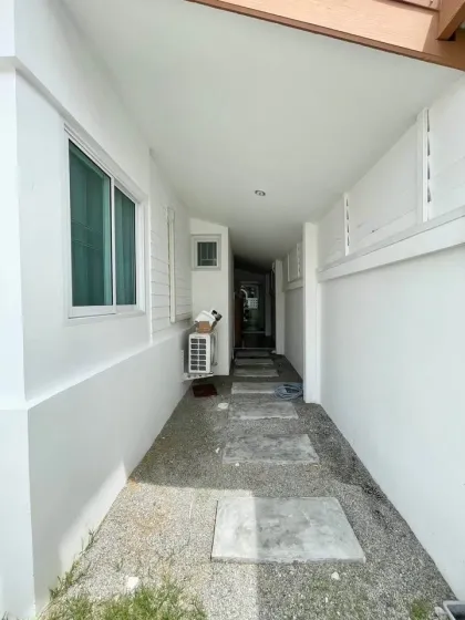 3 спальни, 2 ванные в вилле Phuket Villa Chao Fah 2 на аренду