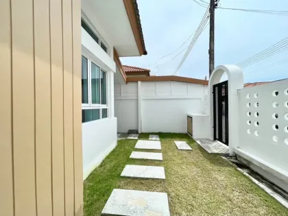 3 спальни, 2 ванные в вилле Phuket Villa Chao Fah 2 на аренду