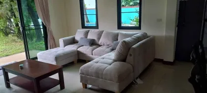 Geräumiges 4-Schlafzimmer-Familienhaus zur Miete in Pasak, Cherng Talay, Phuket
