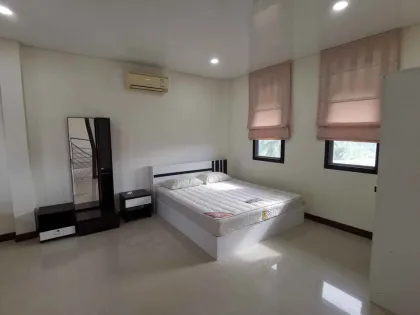 Geräumiges 4-Schlafzimmer-Familienhaus zur Miete in Pasak, Cherng Talay, Phuket