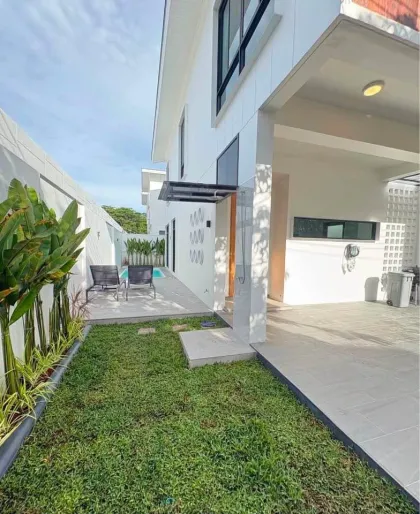 Villa rénovée 2 chambres avec piscine à Mono & Chalong
