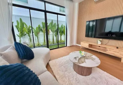 Villa rénovée 2 chambres avec piscine à Mono & Chalong