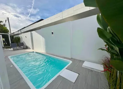 Villa rénovée 2 chambres avec piscine à Mono & Chalong