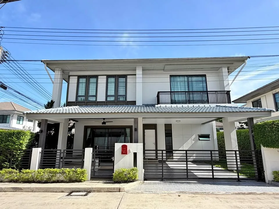 3 Schlafzimmer, 3 Badezimmer Haus zur Miete in Burasiri Koh Kaew, Phuket