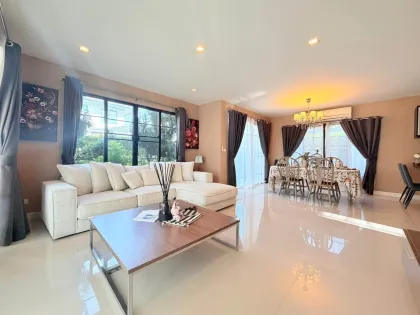 3 Schlafzimmer, 3 Badezimmer Haus zur Miete in Burasiri Koh Kaew, Phuket