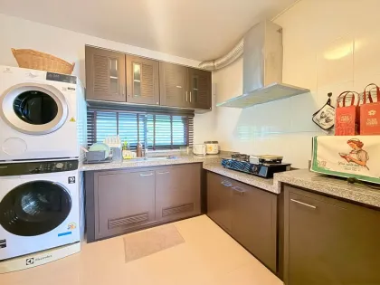 3 Schlafzimmer, 3 Badezimmer Haus zur Miete in Burasiri Koh Kaew, Phuket
